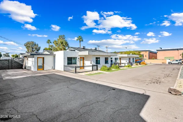 $1,550 | 3131 East Fairmount Avenue, Phoenix, AZ 85016