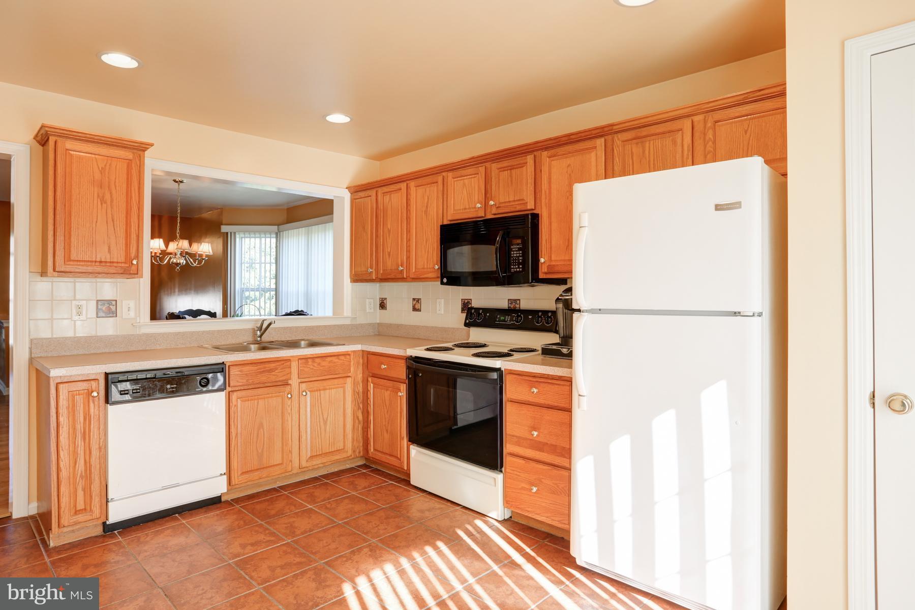 2214 Ionoff Road Harrisburg, PA 17110 - Photo 5 of 11 Gallery Image 5