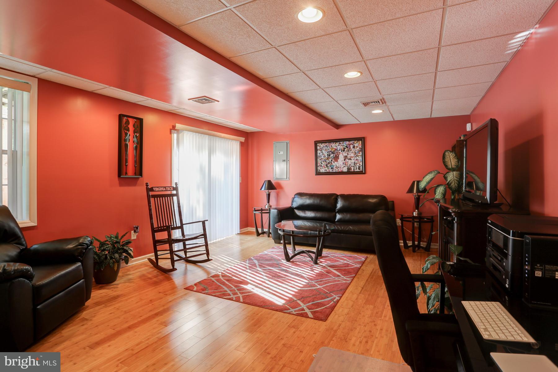 2214 Ionoff Road Harrisburg, PA 17110 - Photo 10 of 11 Gallery Image 10