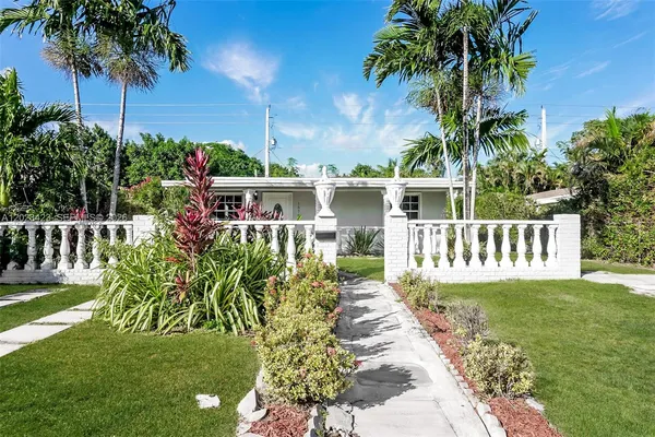 $3,300 | 1579 Northeast 182nd Street, North Miami Beach, FL 33162