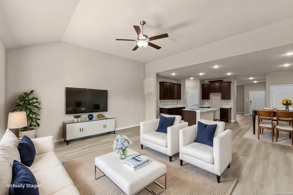 $349,990 | 1025 Eagle Crossing, Seguin, TX 78155