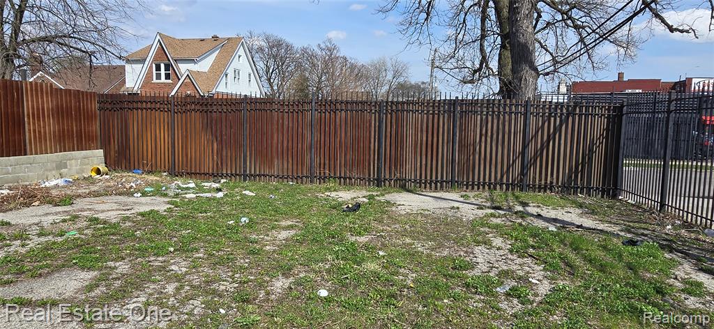 7228 Rutherford Street Detroit, MI 48228 - Photo 4 of 5