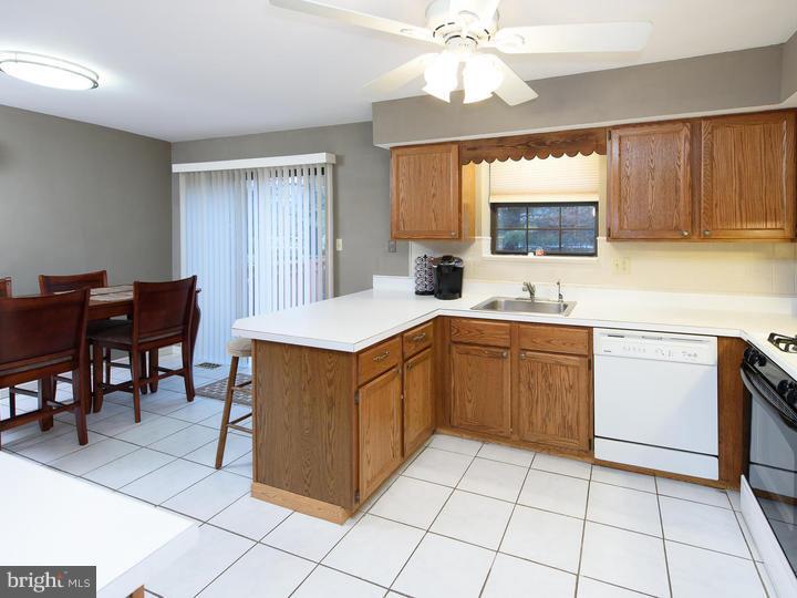 364 Scola Road Brookhaven, PA 19015 - Photo 8 of 21 Gallery Image 8