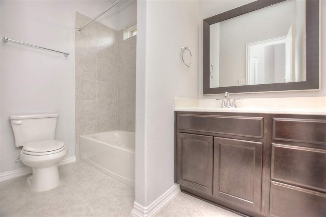 704 Bonnet Boulevard Georgetown, TX 78628 - Photo 19 of 40 guest bathroom