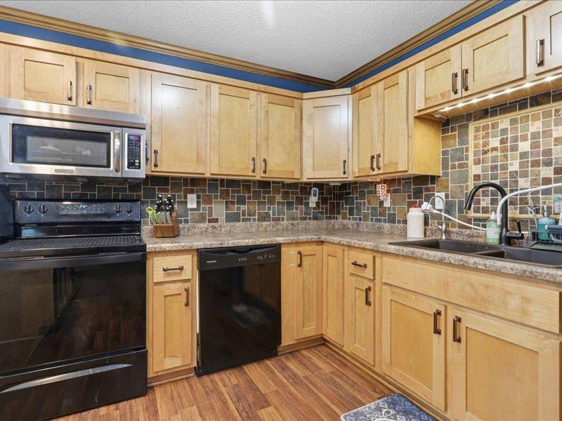 2236 Highway 65, Unit 2 Mora, MN 55051 - Photo 7 of 36