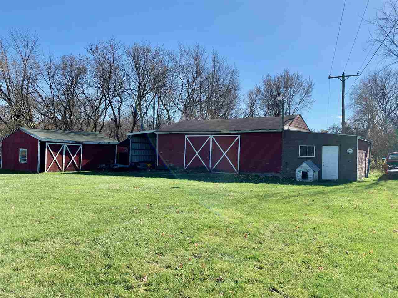 9191 South Durand Road Durand, MI 48429 - Photo 15 of 18 50028649-14.JPG