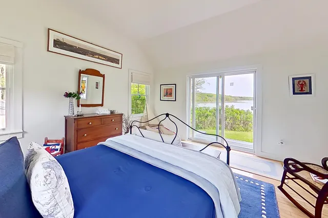 $1,200,000 | 17 Spring Street, South Thomaston, ME 04858