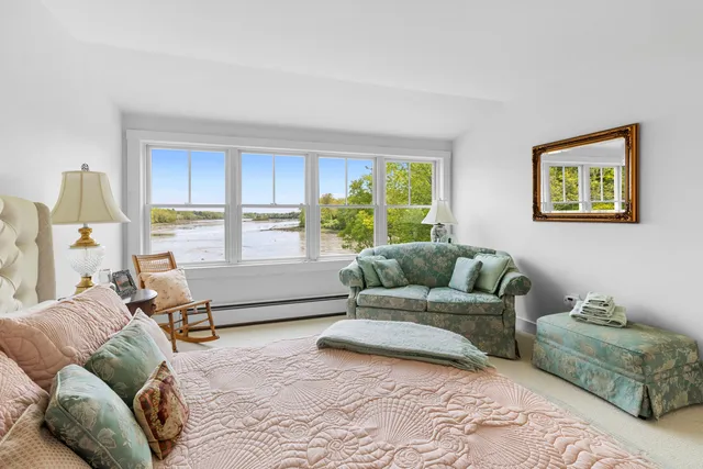 $1,200,000 | 17 Spring Street, South Thomaston, ME 04858