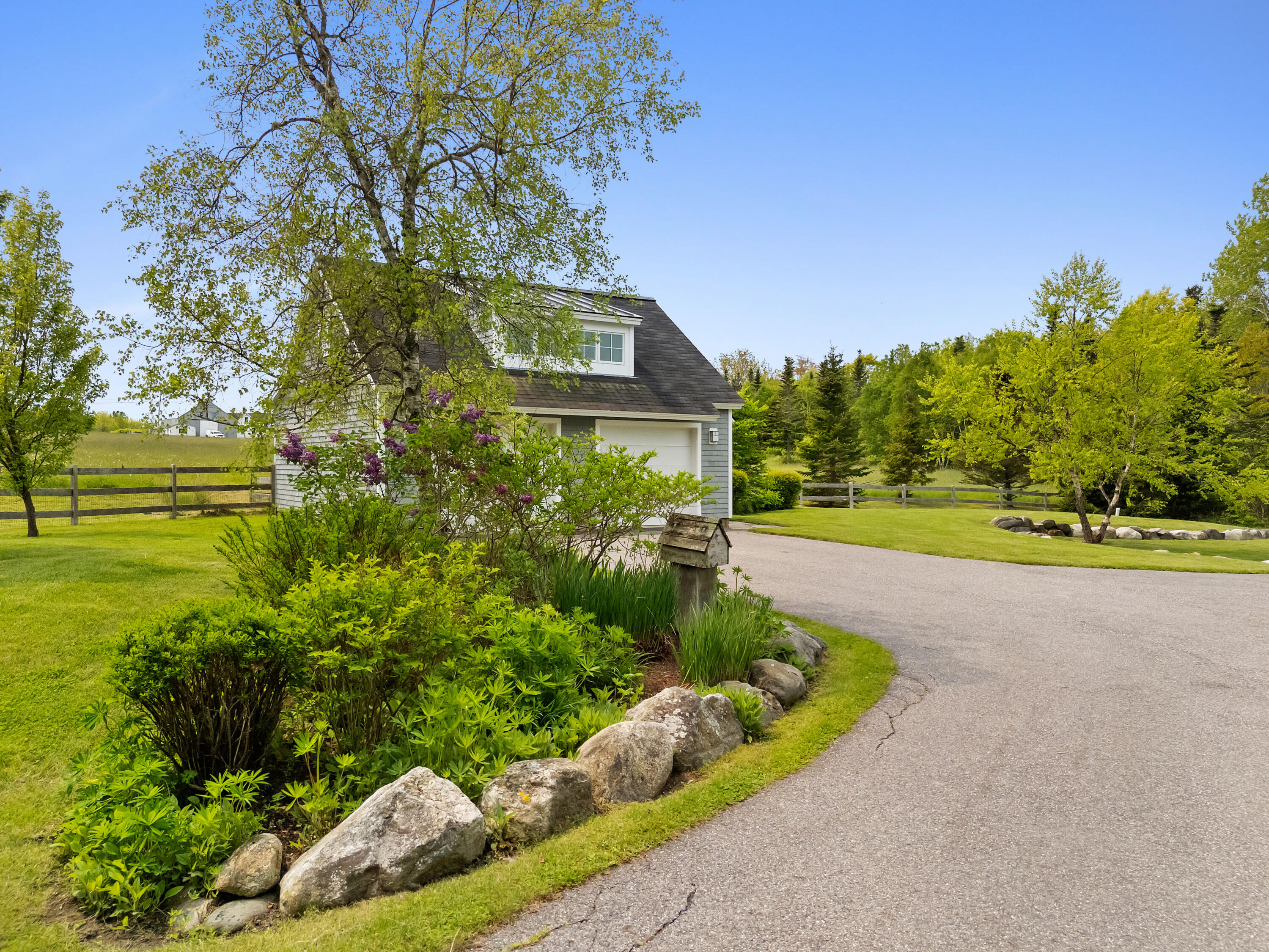 17 Spring Street South Thomaston, ME 04858 - Photo 38 of 39 DJI_20250604113736_0011_D