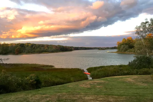 $1,200,000 | 17 Spring Street, South Thomaston, ME 04858