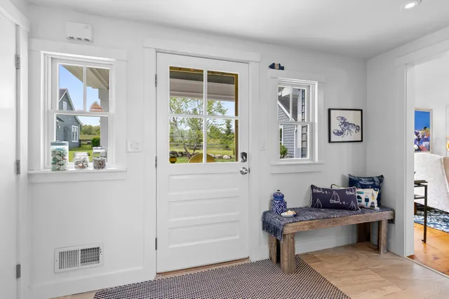 $1,200,000 | 17 Spring Street, South Thomaston, ME 04858