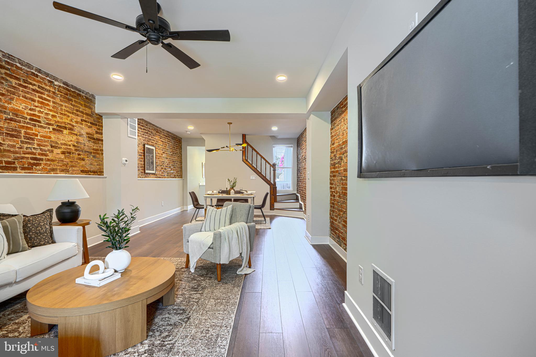 3523 Roland Avenue Baltimore, MD 21211 - Photo 7 of 43 Gallery Image 7