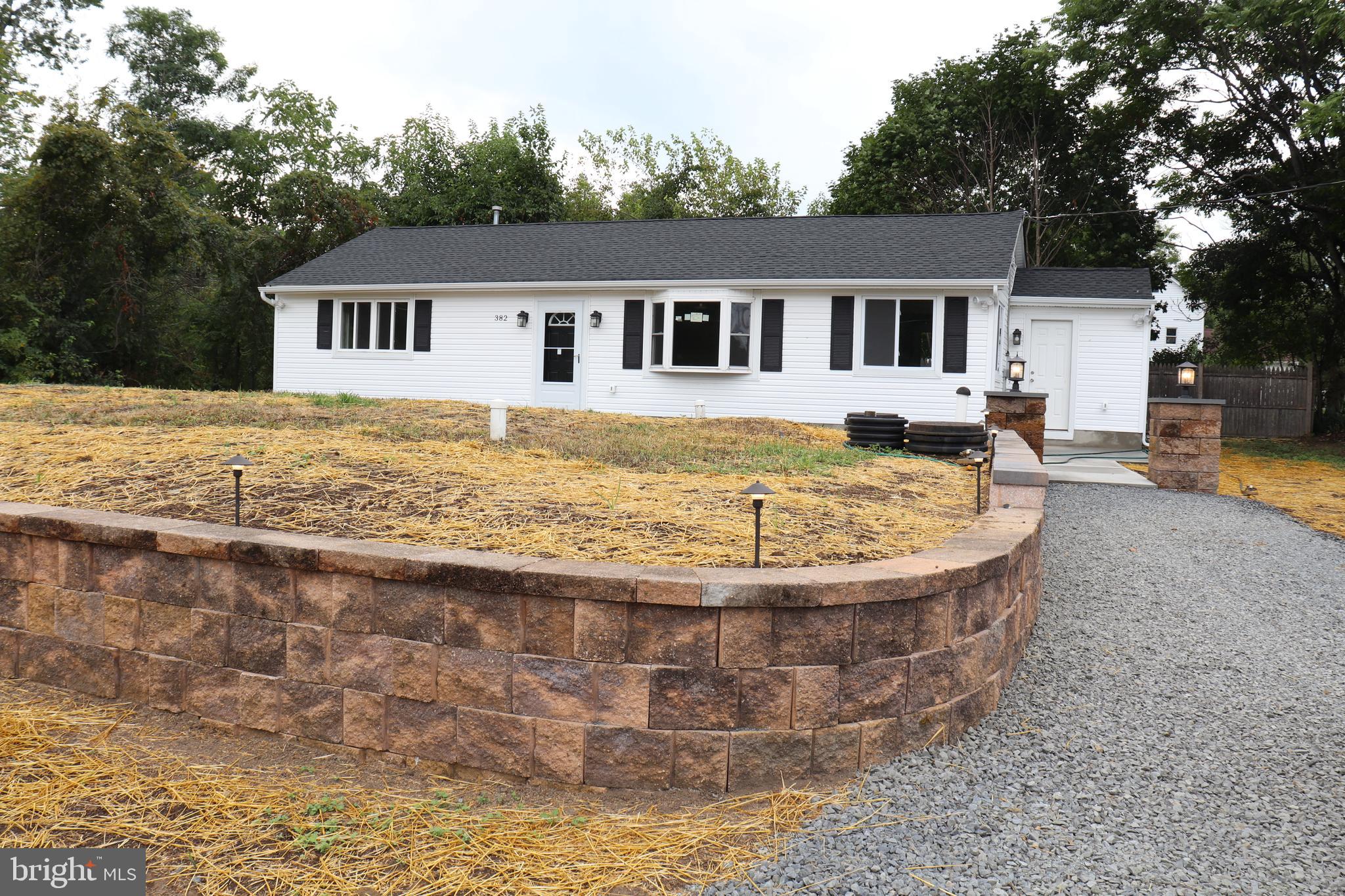 382 Meany Road Wrightstown, NJ 08562 - Photo 3 of 23 Gallery Image 3