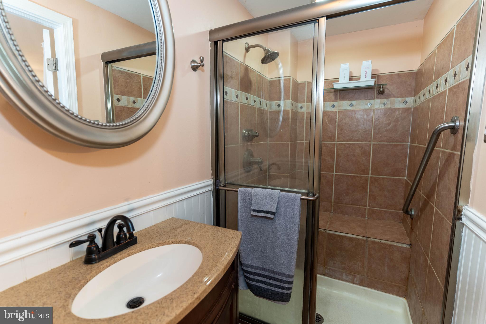 2732 Valley Woods Road Hatfield, PA 19440 - Photo 23 of 33 Charming bathroom with modern elegance.