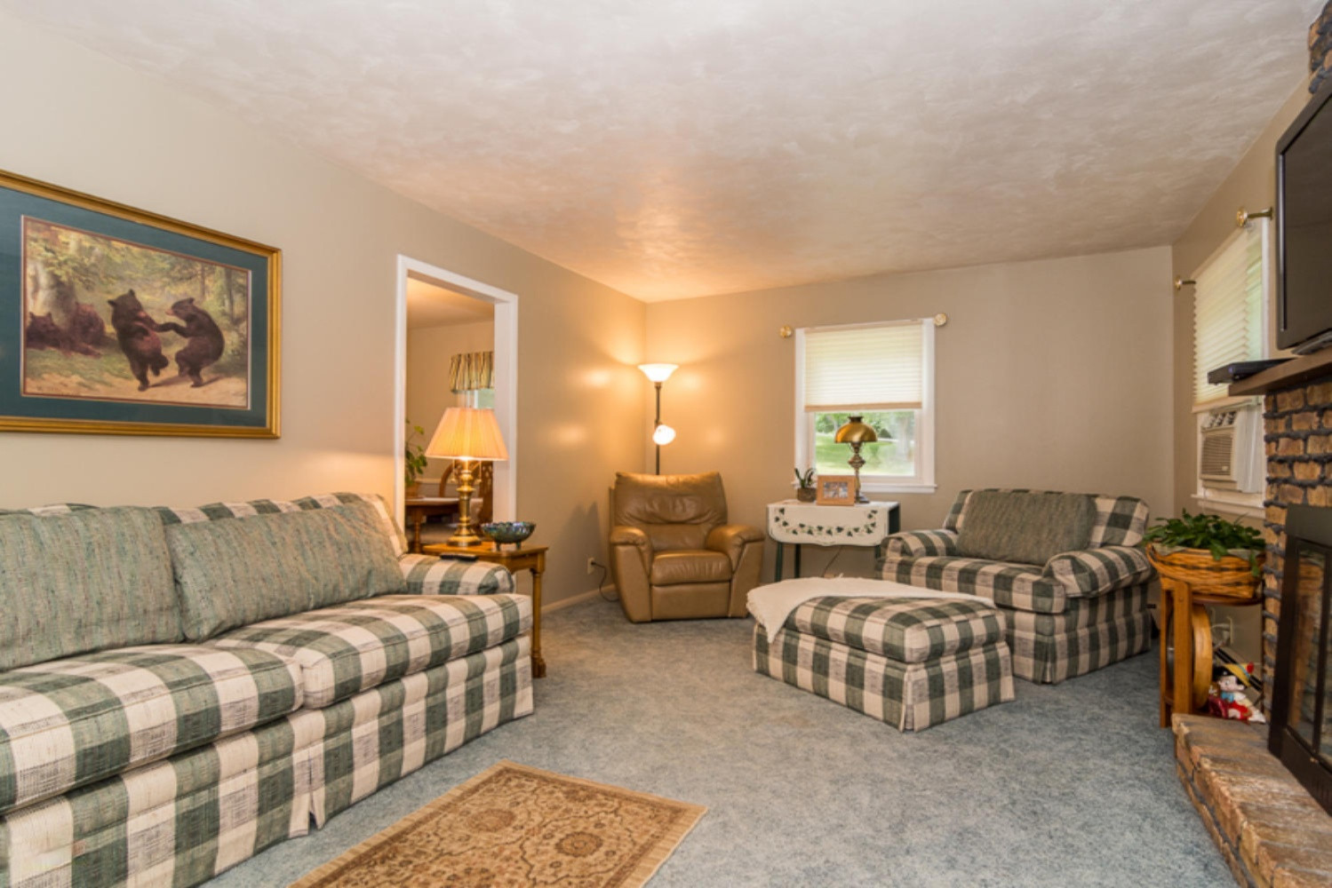 2410 Weaver Road Niles, MI 49120 - Photo 10 of 39 2410 Weaver Rd Niles MI 49120-large-013-