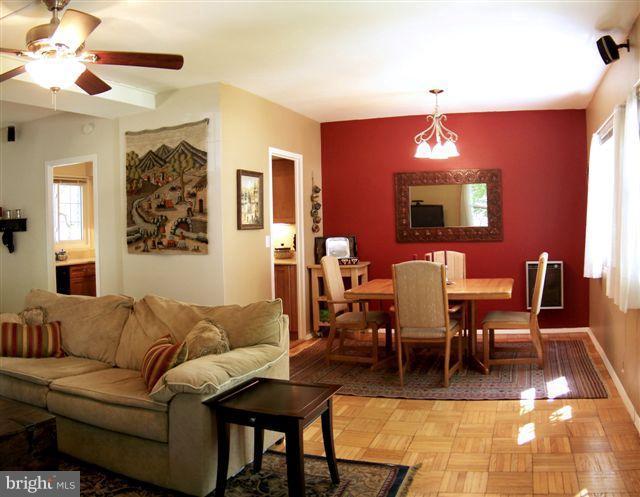 1608 Preston Road, Unit 80116 Alexandria, VA 22302 - Photo 12 of 21 Dining Room/Living Room