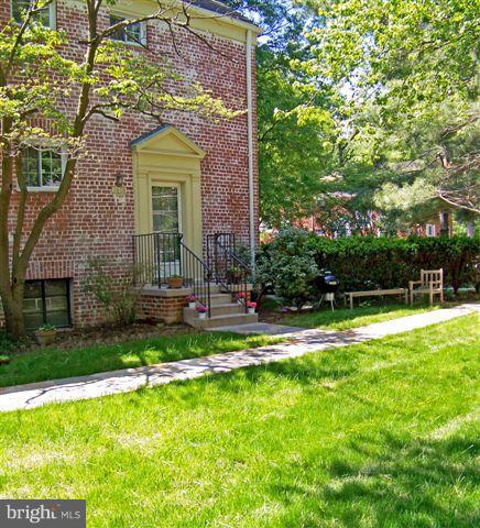 1608 Preston Road, Unit 80116 Alexandria, VA 22302 - Photo 19 of 21 Exterior (Front)
