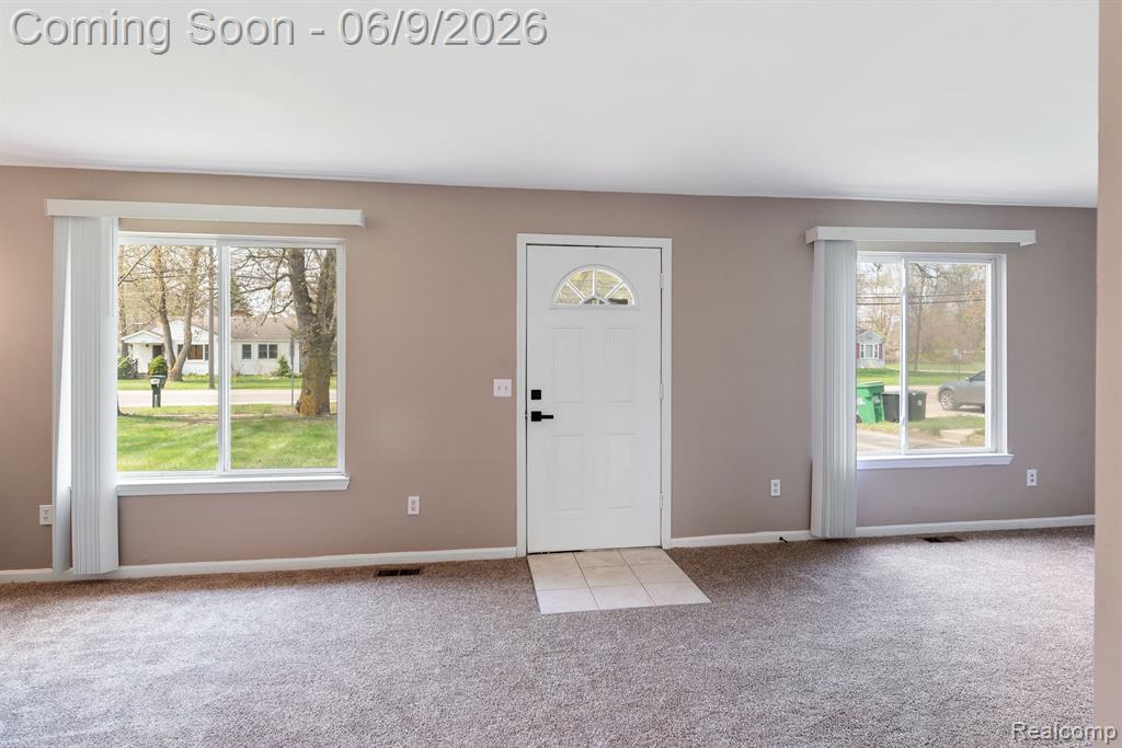3260 Sashabaw Road Waterford, MI 48329 - Photo 15 of 34