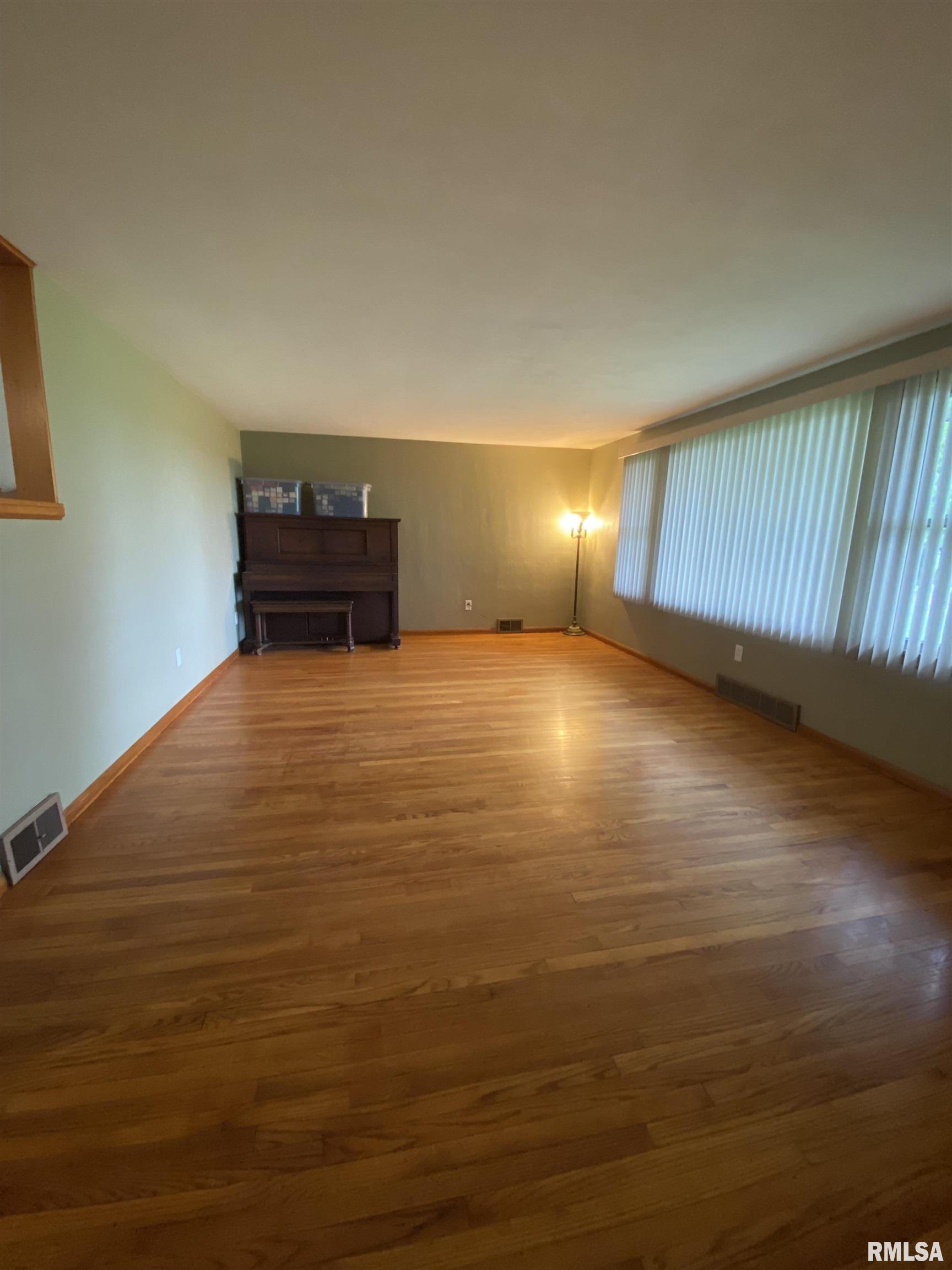 9307 South Powell Road Mapleton, IL 61547 - Photo 15 of 40