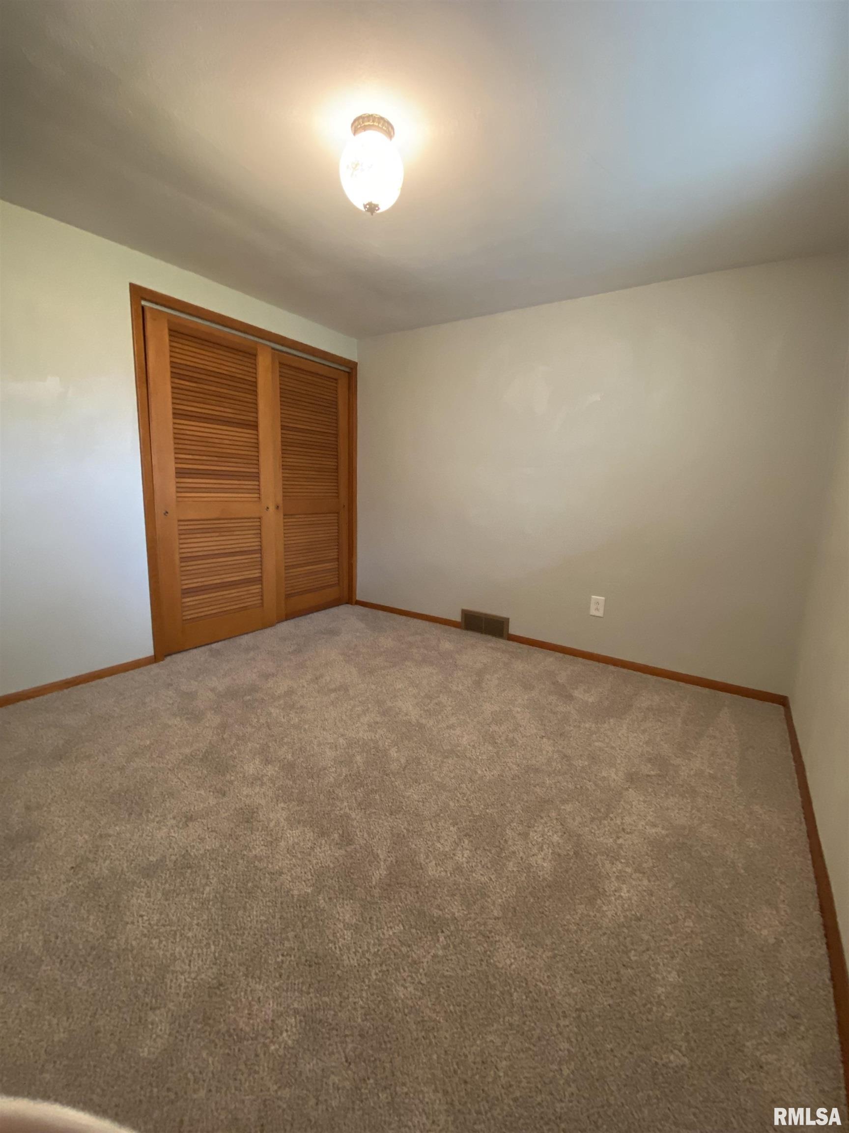 9307 South Powell Road Mapleton, IL 61547 - Photo 27 of 40