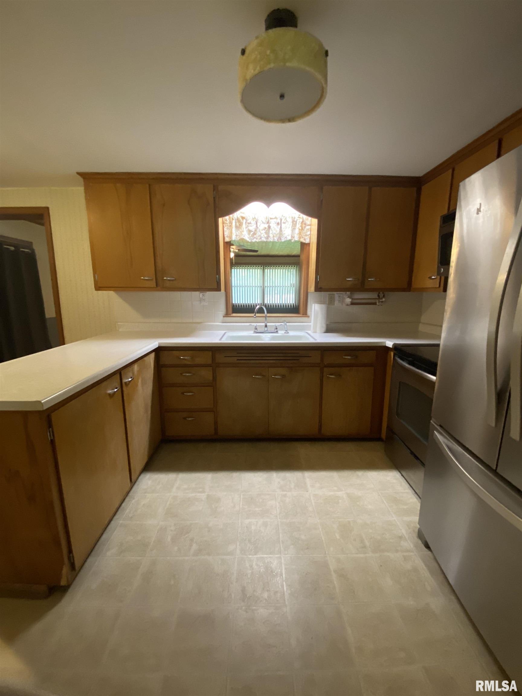 9307 South Powell Road Mapleton, IL 61547 - Photo 29 of 40