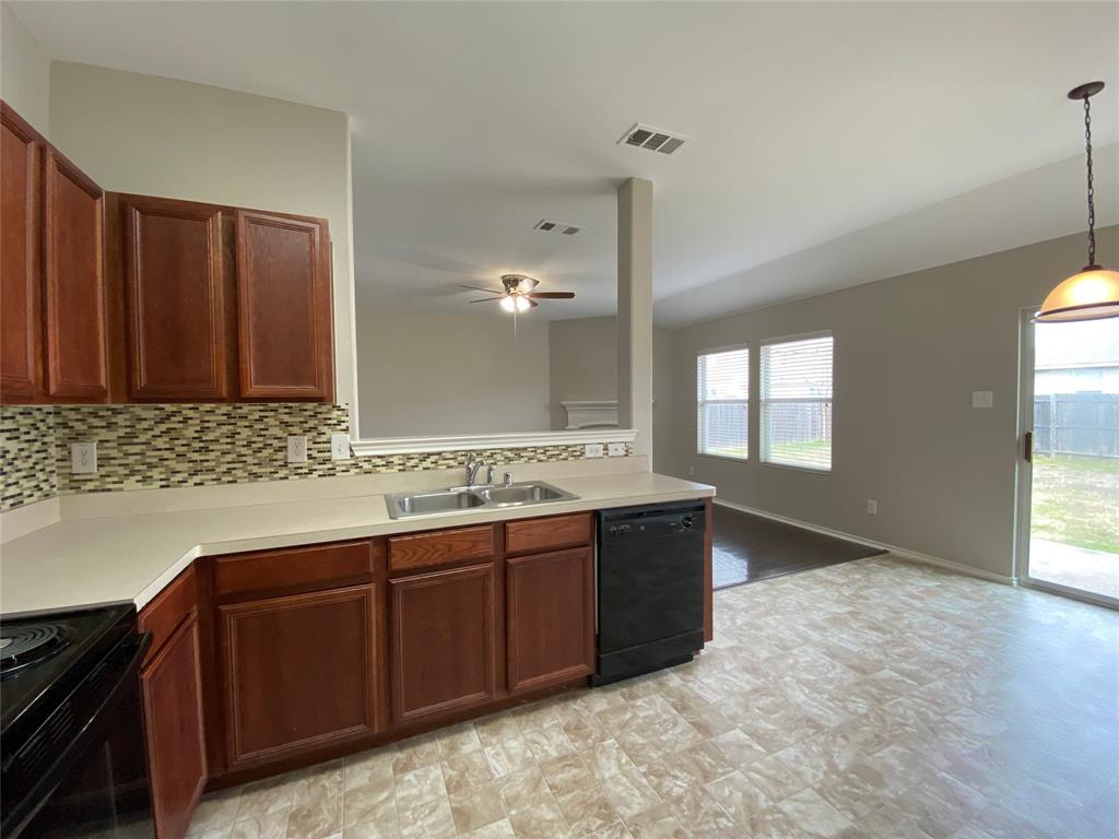 1705 Birds Eye Road Fort Worth, TX 76177 - Photo 8 of 17