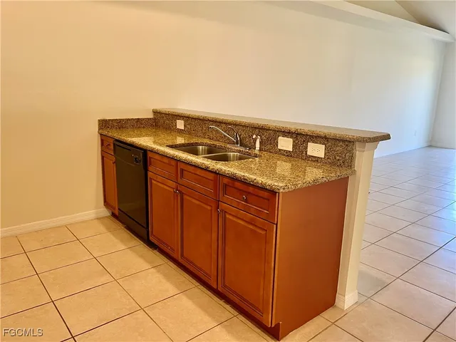 $1,650 | 1625 Southwest 34th Street, Cape Coral, FL 33914