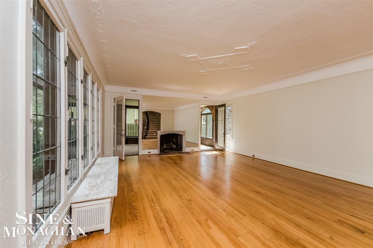1035 Bishop Road Grosse Pointe Park, MI 48230 - Photo 10 of 62