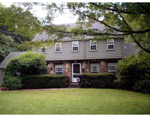 28 Oxford Road Westwood, MA 02090 - Photo 1 of 6 Gallery Image 1