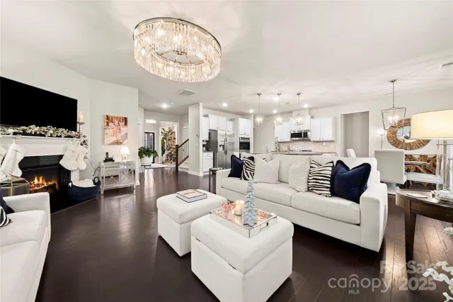 $1,050,000 | 11916 Westbranch Parkway, Davidson, NC 28036