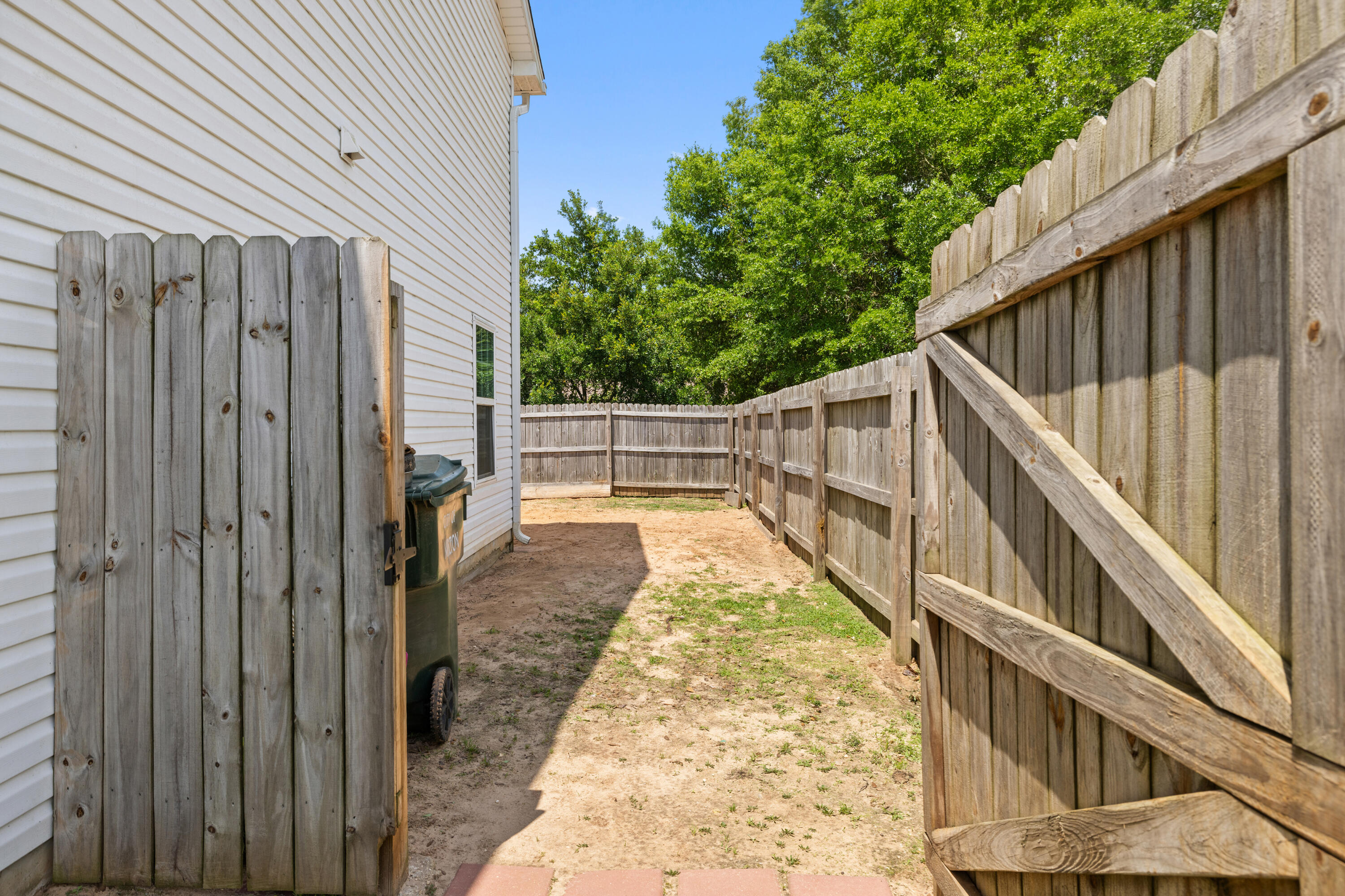 5176 Carmell Ridge Circle Milton, FL 32570 - Photo 41 of 42 20