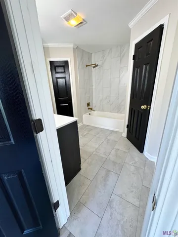 $165,995 | 2124 Helm Drive, Baton Rouge, LA 70820