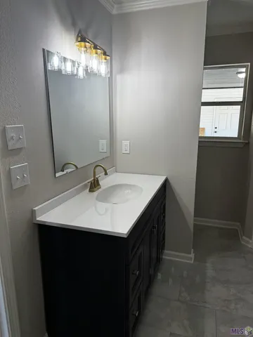 $165,995 | 2124 Helm Drive, Baton Rouge, LA 70820