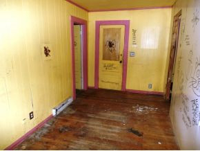 126 Bob White Road Elizabethton, TN 37643 - Photo 3 of 6 Foyer