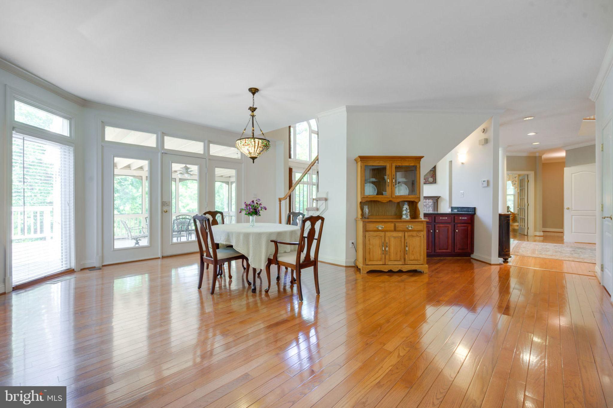 12100 North Walnut Branch Road Reston, VA 20194 - Photo 17 of 124 Breakfast Rooom