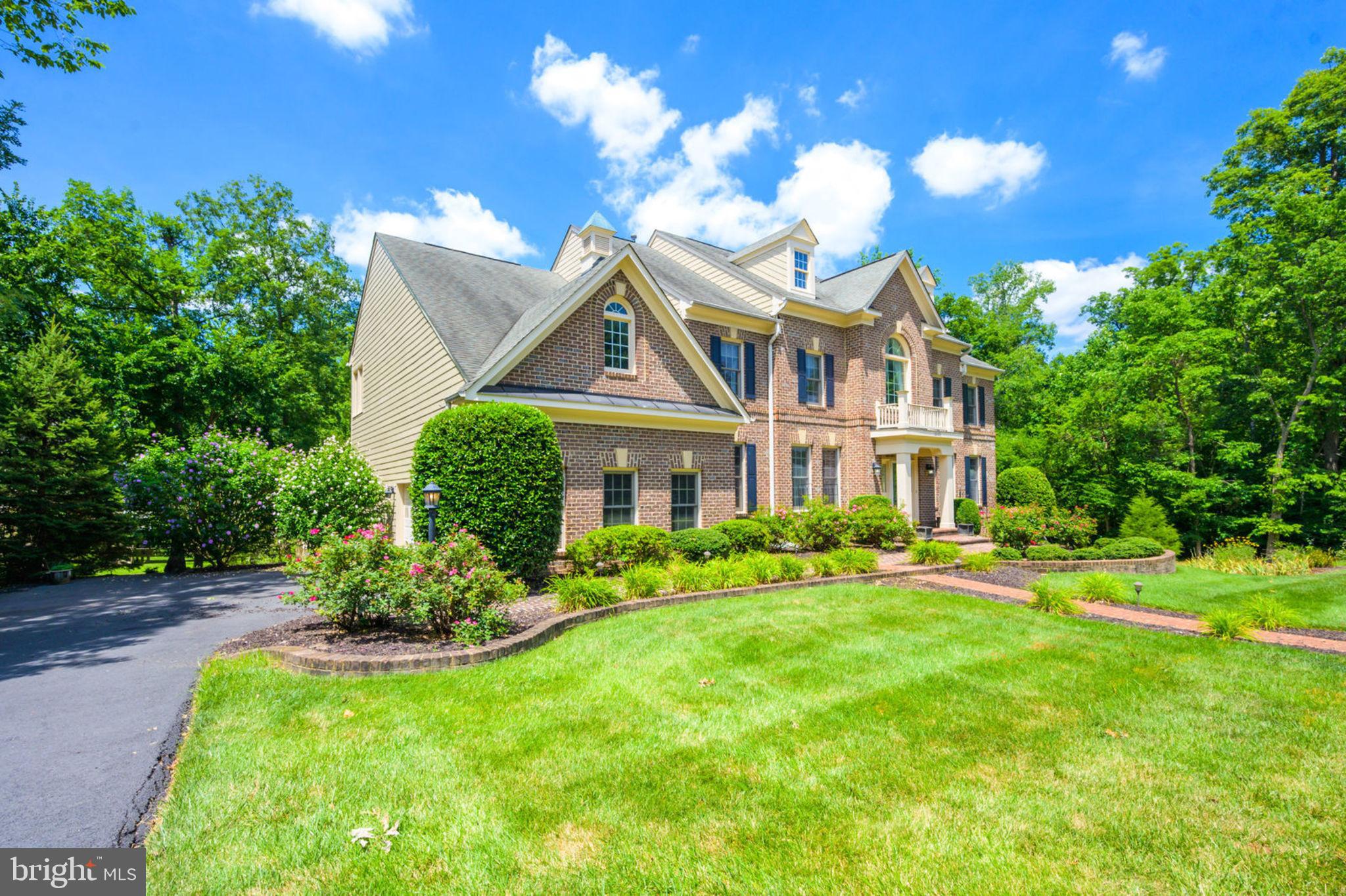 12100 North Walnut Branch Road Reston, VA 20194 - Photo 5 of 124 Front Exterior