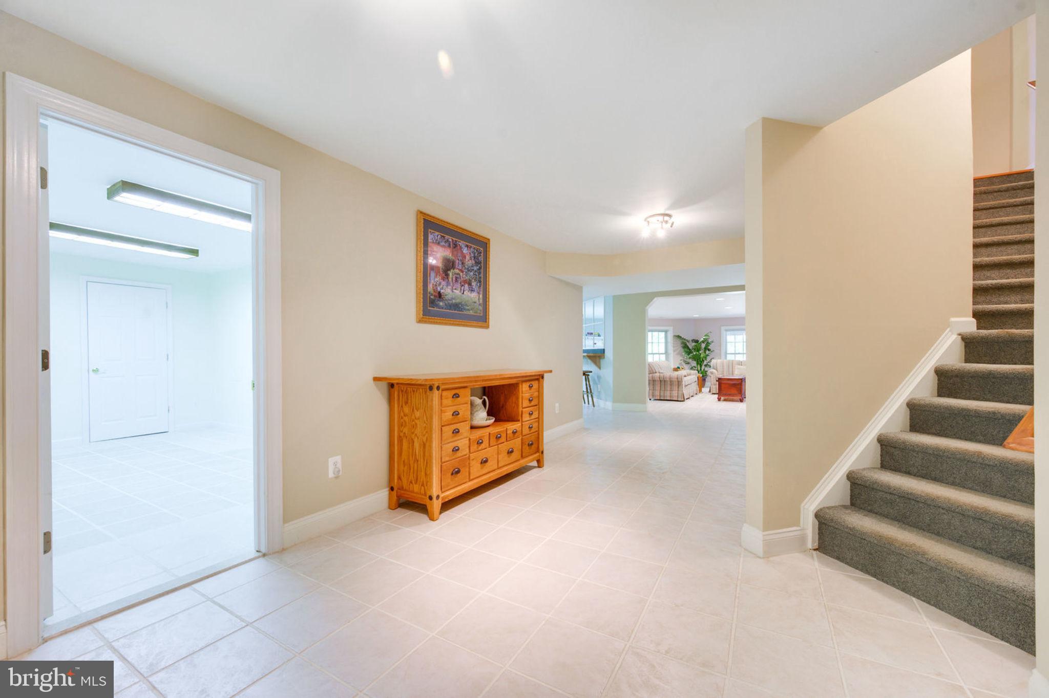 12100 North Walnut Branch Road Reston, VA 20194 - Photo 64 of 124 Lower Level Hall