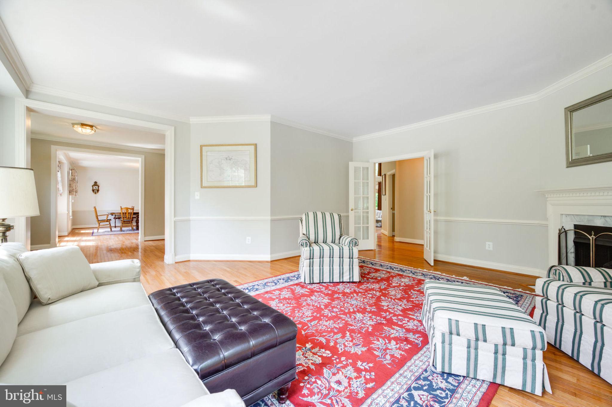 12100 North Walnut Branch Road Reston, VA 20194 - Photo 10 of 124 Living Room
