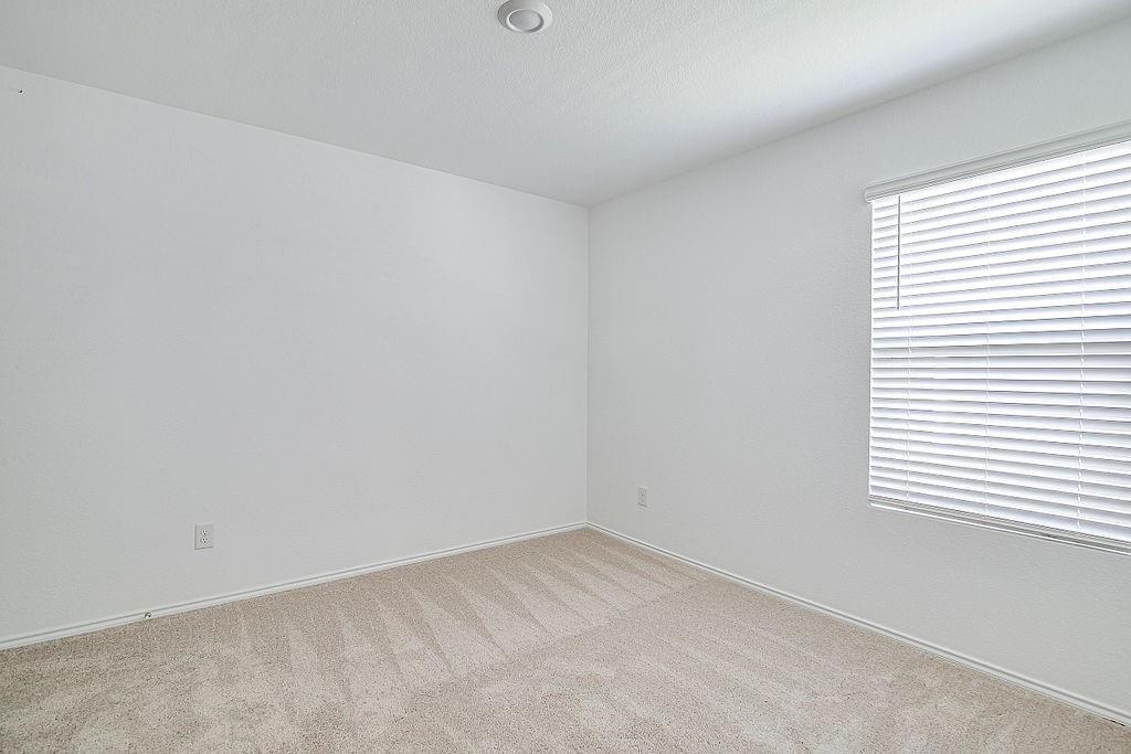 4052 Dublin Ridge Drive Fort Worth, TX 76036 - Photo 14 of 17