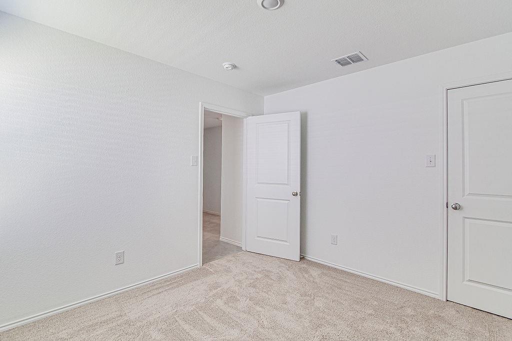 4052 Dublin Ridge Drive Fort Worth, TX 76036 - Photo 15 of 17