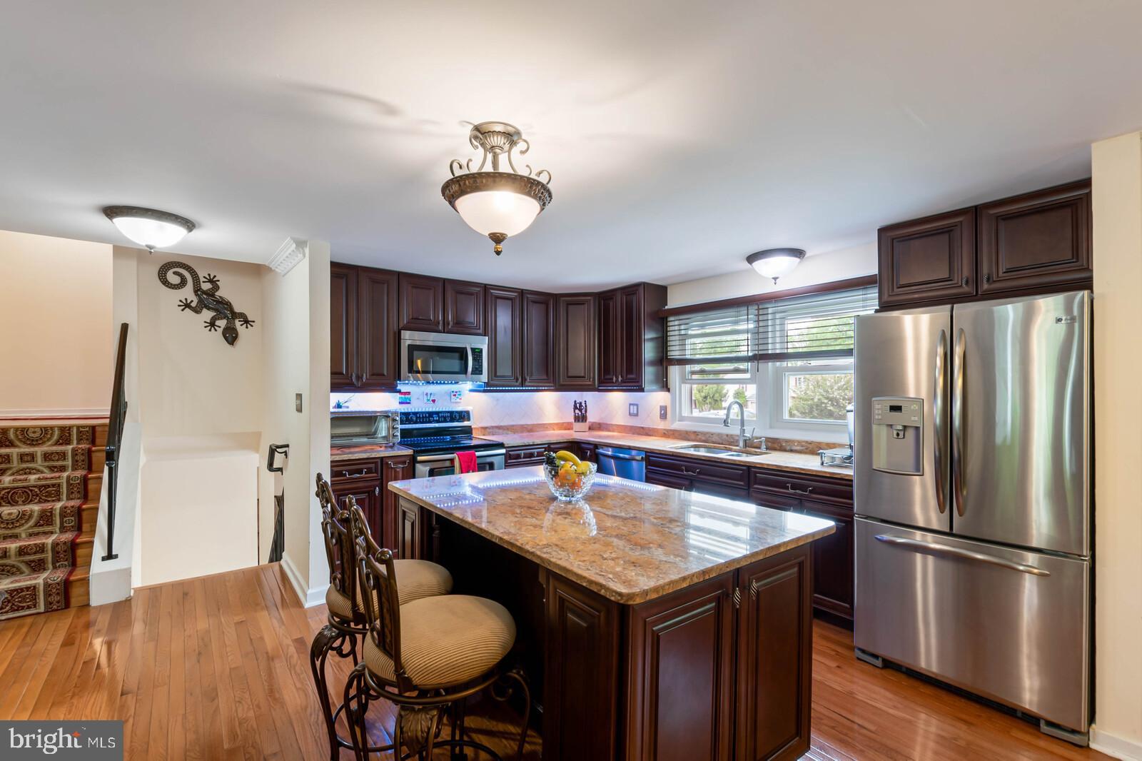 9521 Burning Branch Road Burke, VA 22015 - Photo 33 of 57 Kitchen