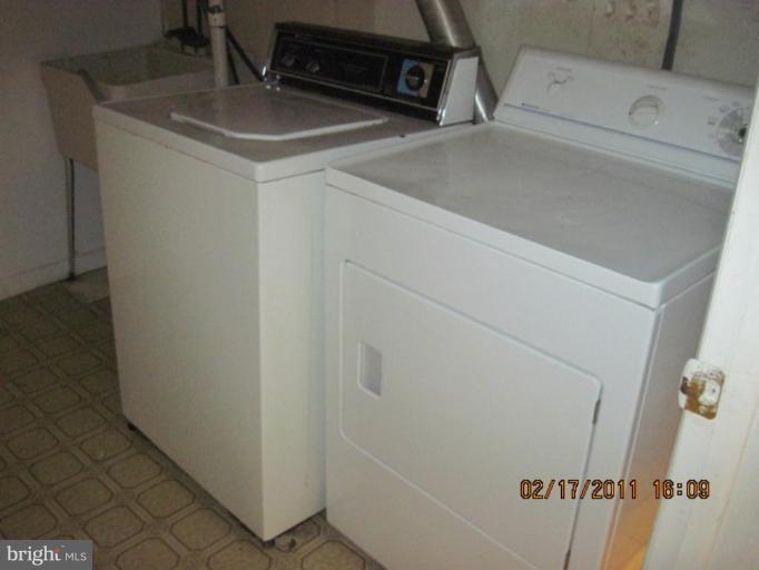 8345 Snowden Oaks Place Laurel, MD 20708 - Photo 4 of 7 Laundry Area 1