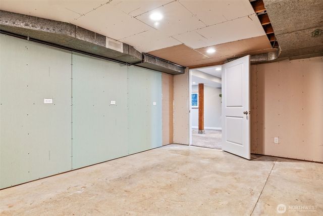 $1,300,000 | 3823 47th Avenue Southwest, Seattle, WA 98116