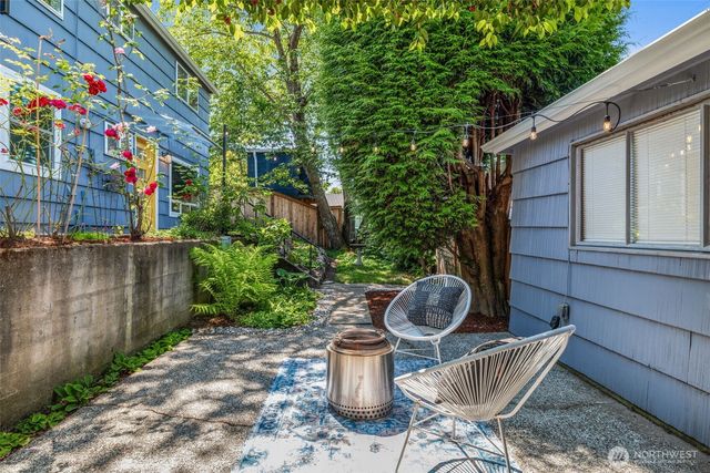 $1,300,000 | 3823 47th Avenue Southwest, Seattle, WA 98116