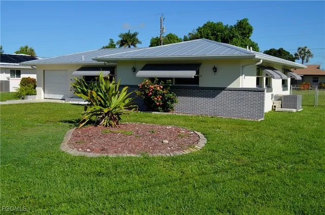 $2,000 | 451 Monterey Avenue, Cape Coral, FL 33904