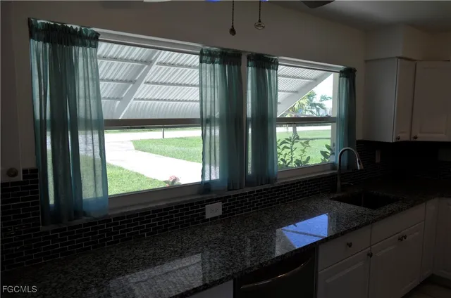 $2,000 | 451 Monterey Avenue, Cape Coral, FL 33904