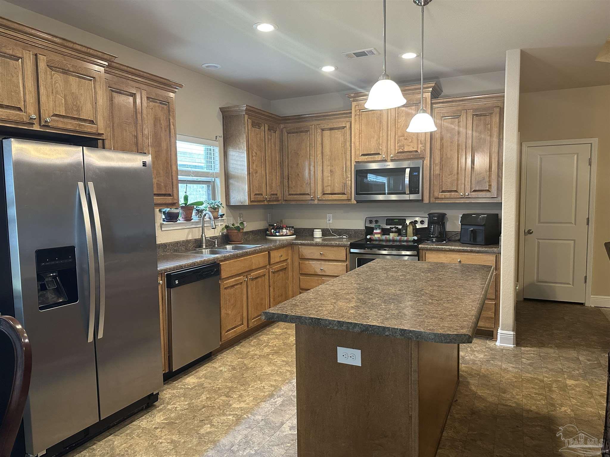 5257 Parkside Drive Pace, FL 32571 - Photo 3 of 32
