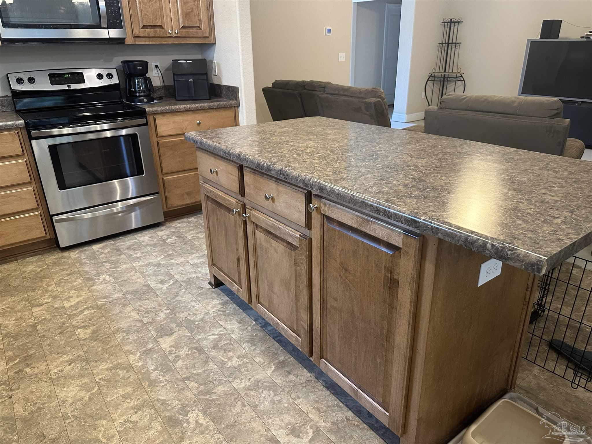 5257 Parkside Drive Pace, FL 32571 - Photo 8 of 32