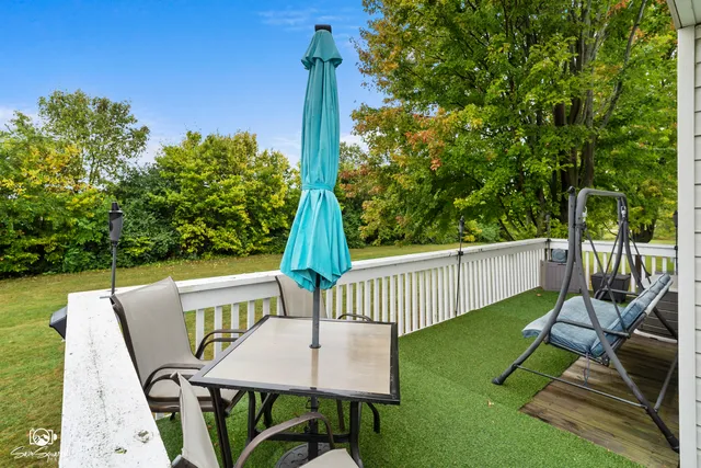 $290,000 | 311 Hidden Creek Lane, Unit 311, North Aurora, IL 60542