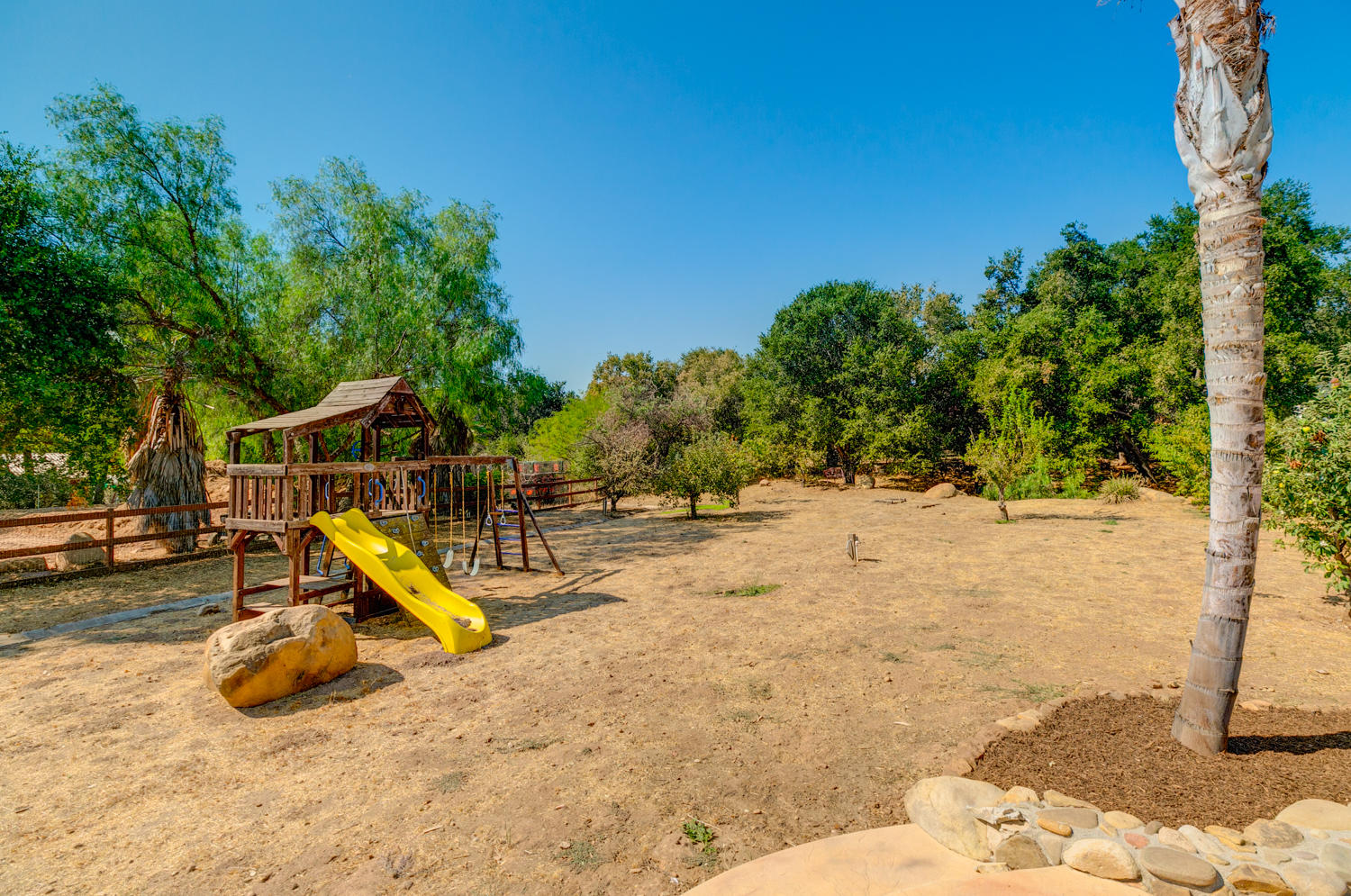 751 Tico Road Ojai, CA 93023 - Photo 29 of 36 TwoFishDigital_751Tico-42